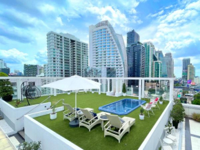 Гостиница FuramaXclusive Asoke, Bangkok  Бангкок